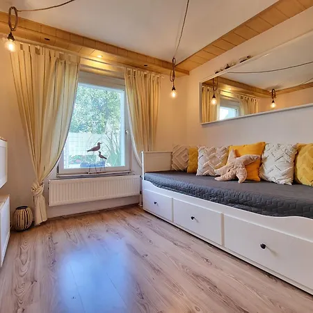 Mien Luettes Glueck -fewo Backboord Appartement Zempin